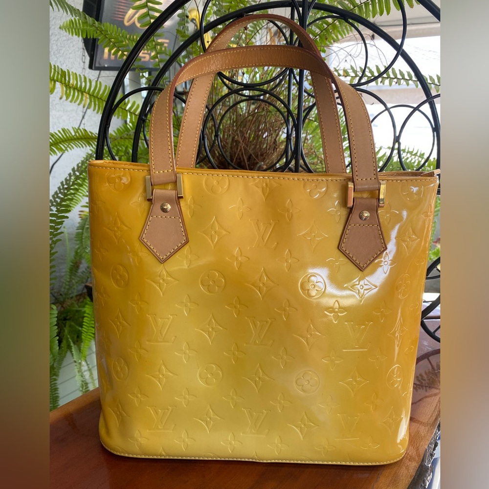 Louis Vuitton Vernis Houston's Tote/ Shoulder Bag